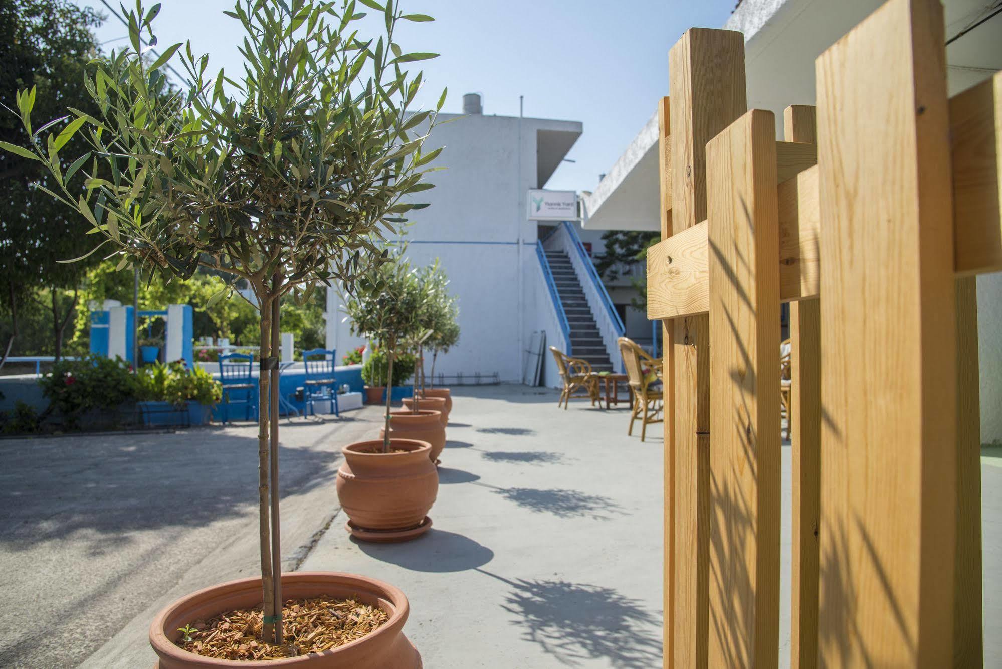 Yiannis Yard Studios & Apartments Κως Πόλη Εξωτερικό φωτογραφία