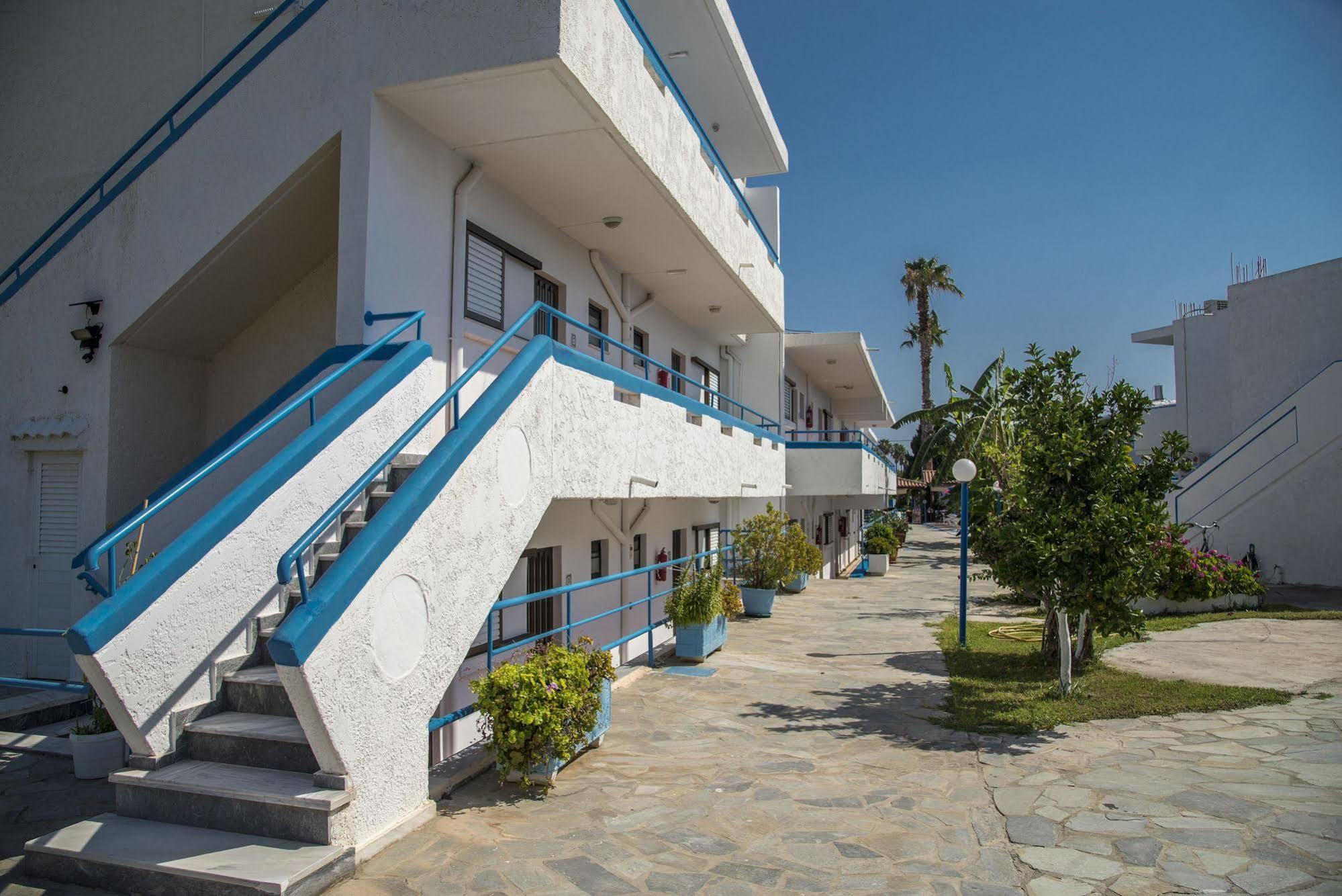 Yiannis Yard Studios & Apartments Κως Πόλη Εξωτερικό φωτογραφία