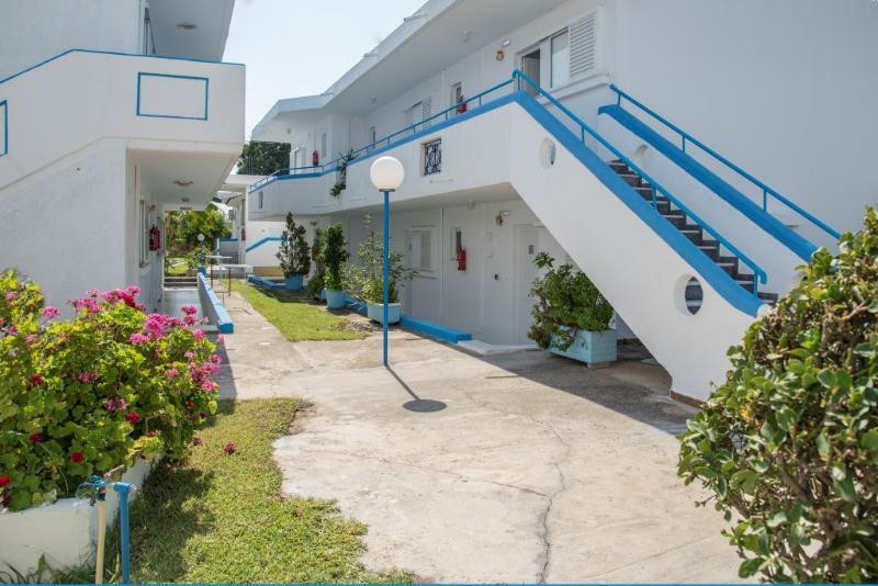 Yiannis Yard Studios & Apartments Κως Πόλη Εξωτερικό φωτογραφία